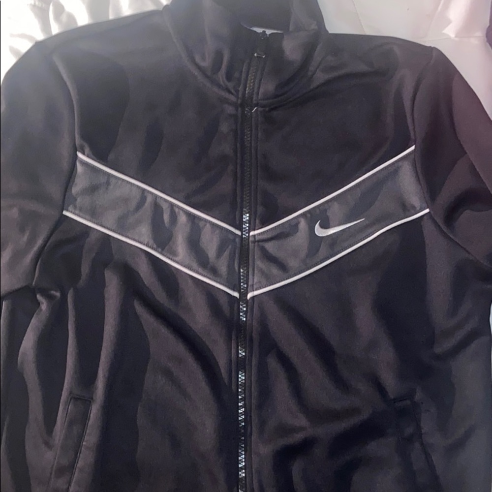 dri-fit nike jacket